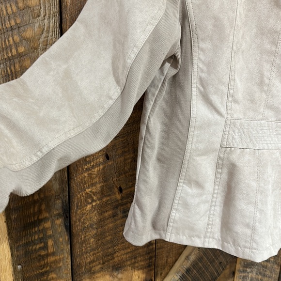 Valerie Stevens ladies faux suede jacket - Picture 8 of 9